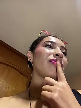 Itze_Mua – webcam-show