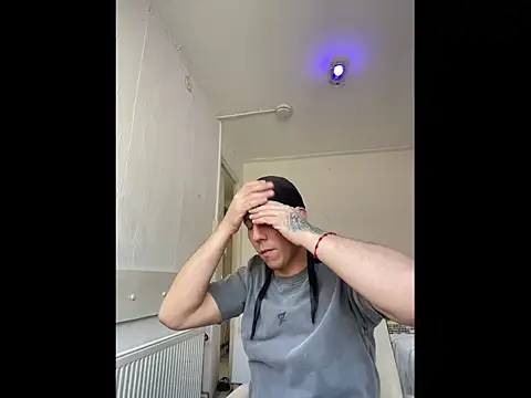 TitanNoir – webcam-show