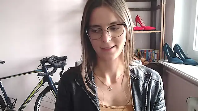 Онлайн чат XXX love_megi