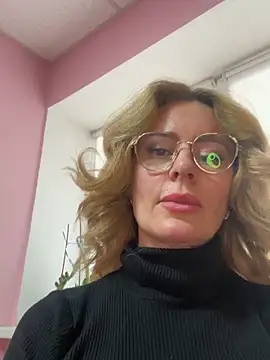 XXX chat uživo modela Tania201243