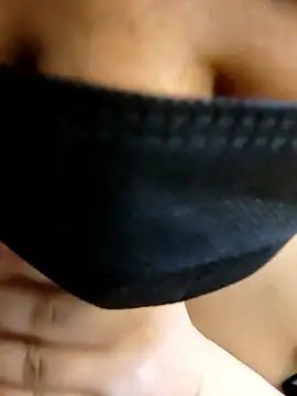 mini27mimi's Webcam Show