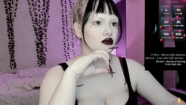 Онлайн чат XXX strawberry_elfcat