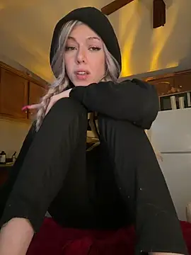 XXX chat uživo modela propertyofdaddy