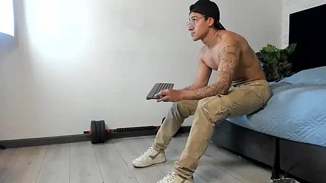 Andy_Joy_ 在線直播表演