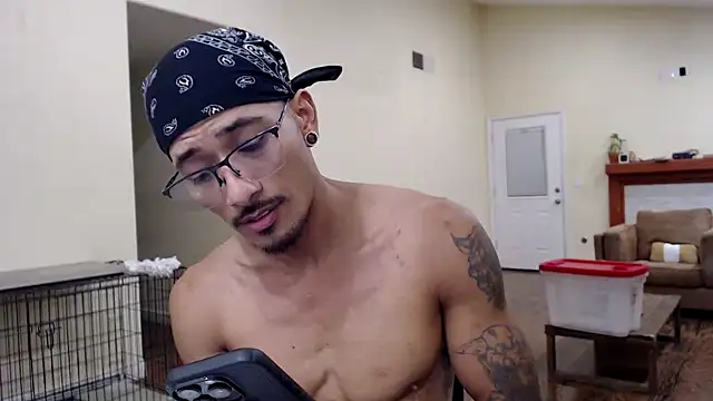 Онлайн чат XXX tanjir020