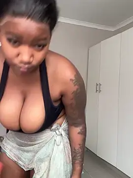 Онлайн чат XXX Brandyy23