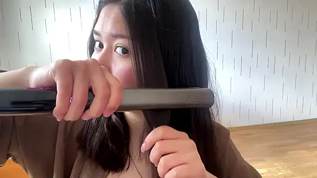 Онлайн чат XXX YourMiIa