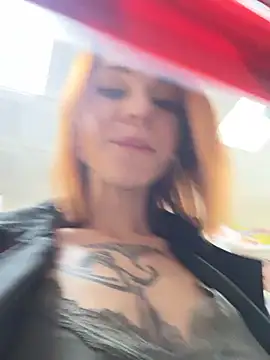 RosieSecret's Live XXX Chat