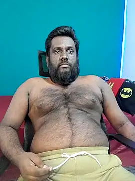 Rayansmith_n Webbikameraesitys