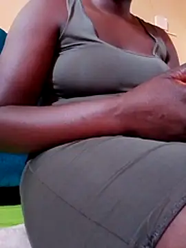 Charodine Chat XXX live