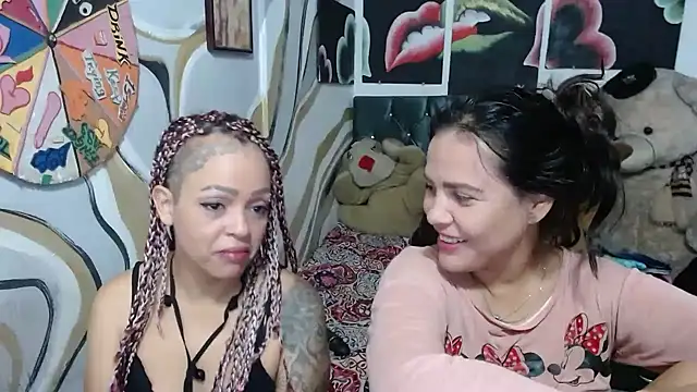 manzanahot9's Live XXX Chat