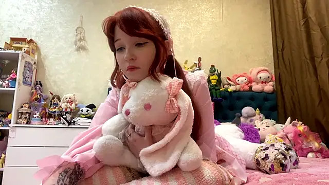 AlisaHoshiCosn Webbikameraesitys