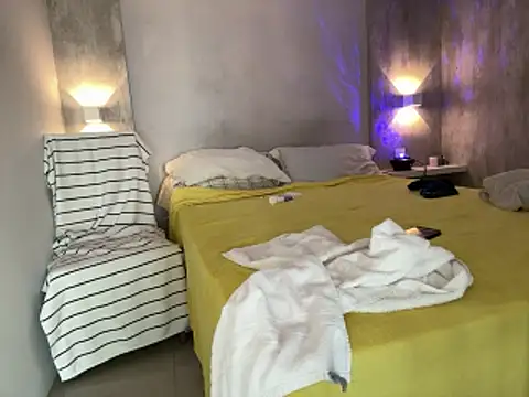 CasadoLutadorBigStuds' Live XXX Chat