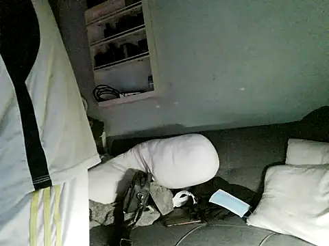 دردشة boyhigh1997 الجنسية المباشرة