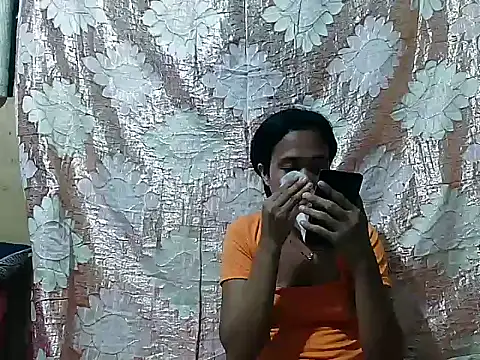 دردشة PinaySkinnyGirl الجنسية المباشرة