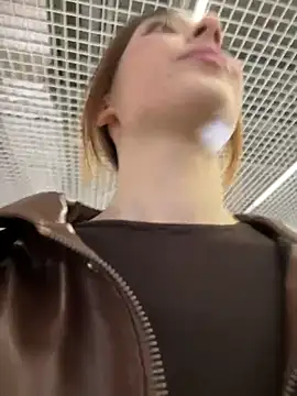 LilluKattenのライブXXXチャット