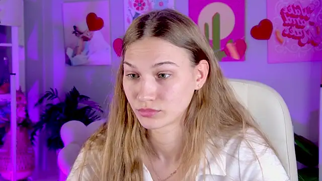 Sweet_Emilya: онлайн-секс-чат