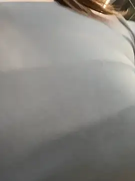 AnitaFlyのライブXXXチャット