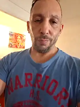 Valen_tinx19cm 现场XXX聊天