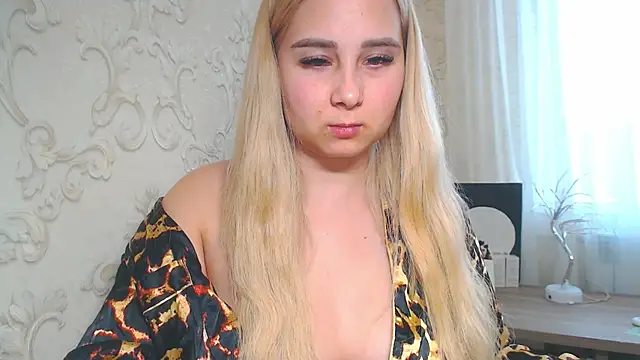 DolphinDreams' Live XXX Chat