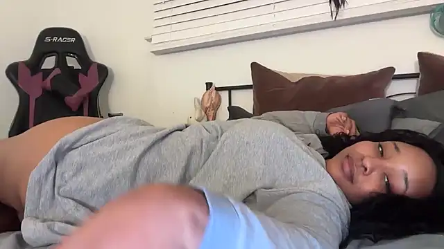 Yourmommysilk Live XXX-chat