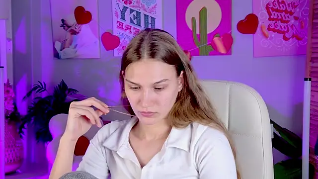 Sweet_Emilya: онлайн-секс-чат