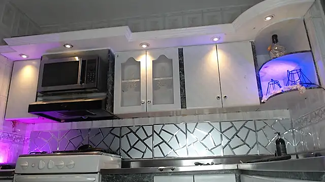 XXX chat uživo modela CrisOzzz