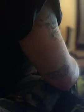 Ldnick69 Show in webcam