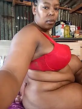 curvyloneah75's Live XXX Chat