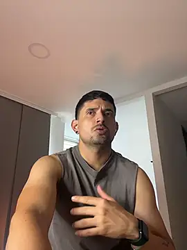 TroyeSavage Webcam-Show