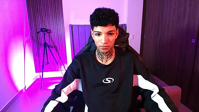 Show de im_Usuga na webcam