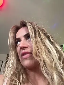 BlondSeduction – webcam-show