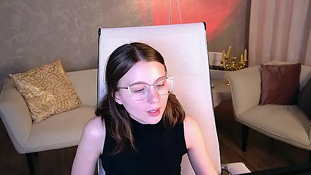 ElliFrankenweenie's Live XXX Chat