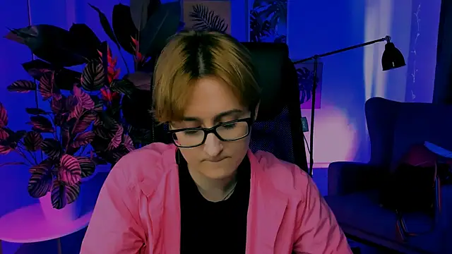 Онлайн чат XXX LixeLuna