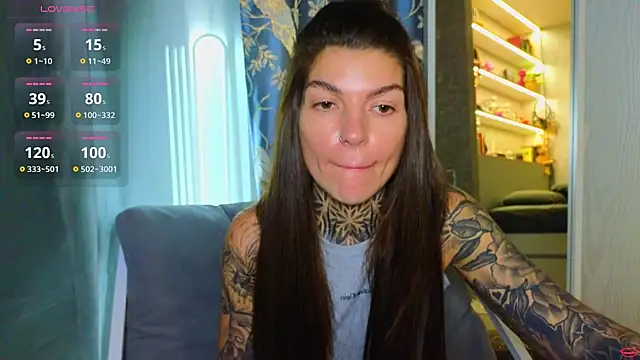 tattooedBabyy 现场XXX聊天