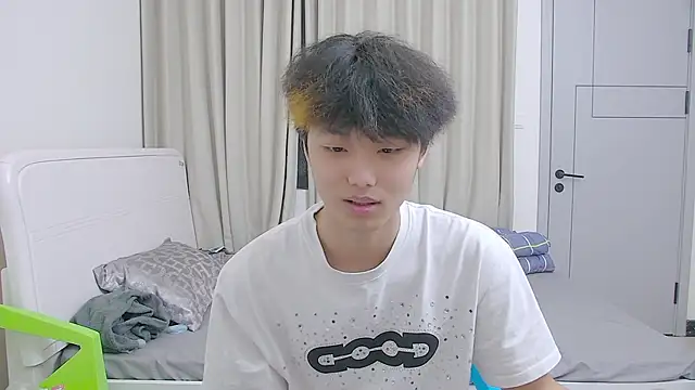 icecream-002: вебкам-шоу