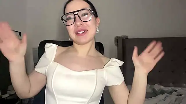 Show modela RozanneKarageorge na web-kameri