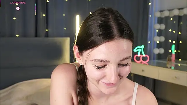 GeorginaDudley live XXX chat