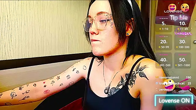 JennyRassのライブXXXチャット