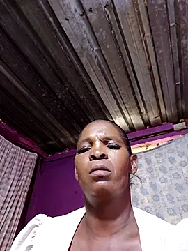 BLACKMALF élő XXX-chatje