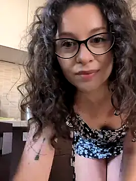 IreneBlue_のライブXXXチャット