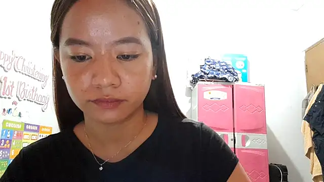 KrisKeep Pertunjukan Webcam