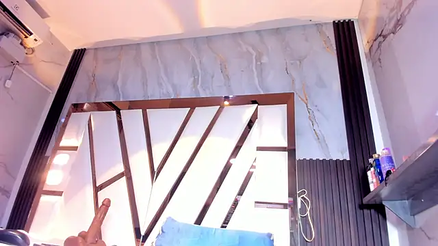 Show Webcam de lola_hornei