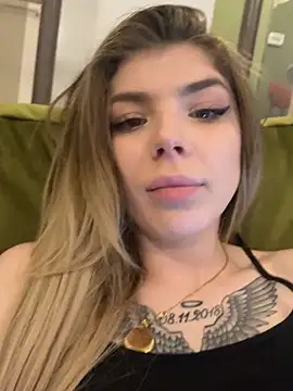 AishaDiamond Live XXX-Chat