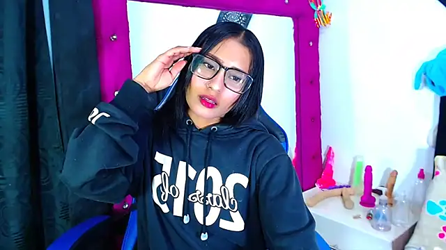 Jenng18 Live XXX-Chat