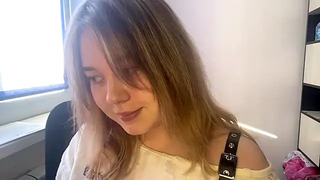 TomikoPfau – Naživo XXX chat