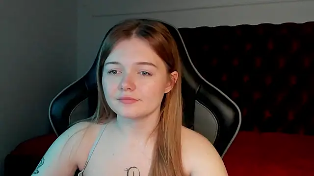 Онлайн чат XXX ElinaVale