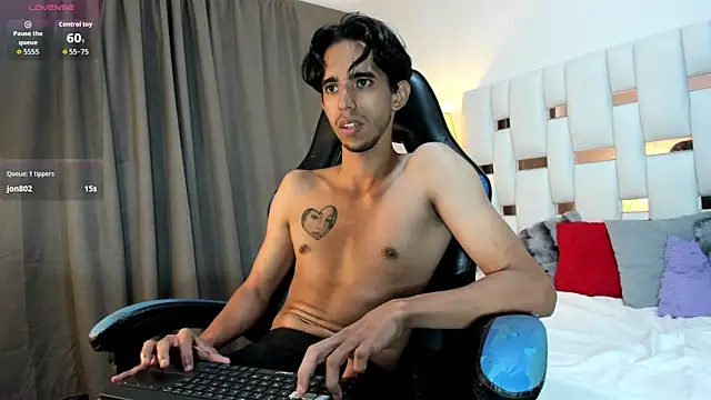 Alessandro_Abruzzo Show in webcam