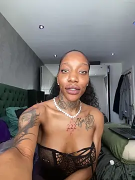 MississippiBabee live XXX chat