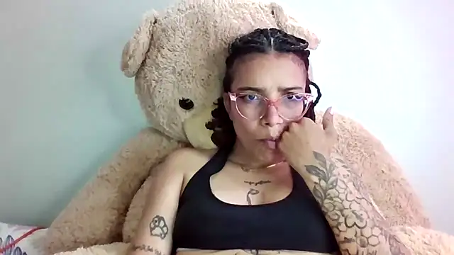 Yaumiko Chat XXX in diretta